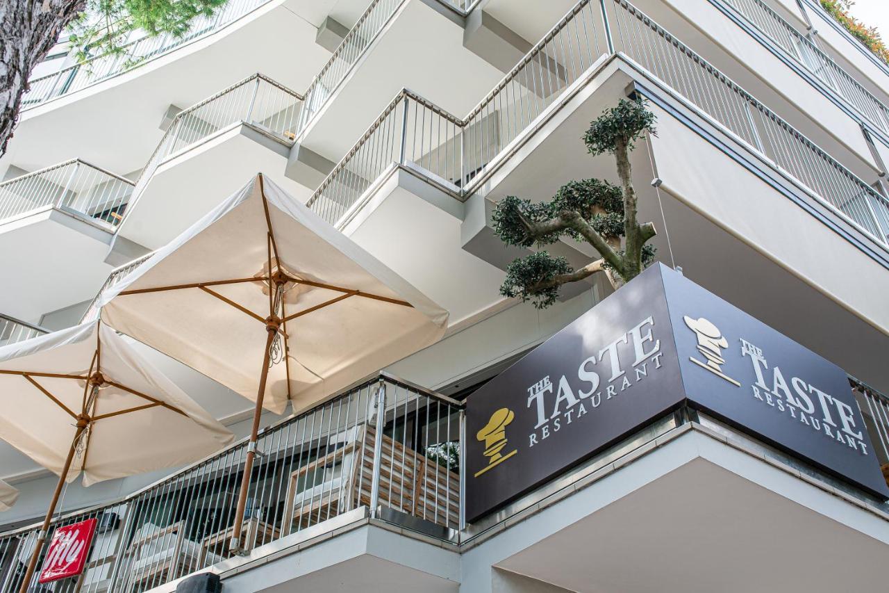 Hotel Monaco Lignano Sabbiadoro Exterior foto